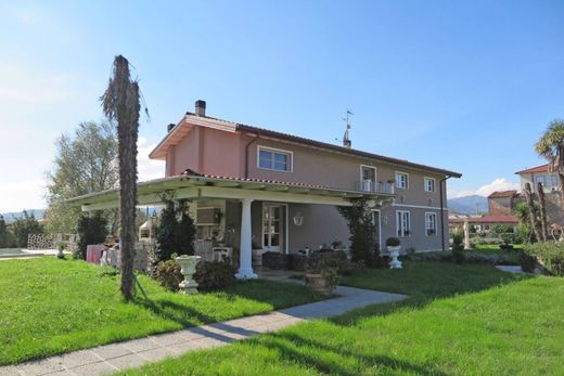 Country House in Villafranca in Lunigiana, Provincia di Massa-Carrara