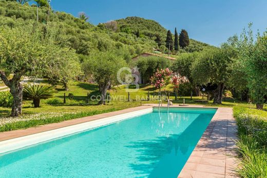 빌라 / Massarosa, Provincia di Lucca