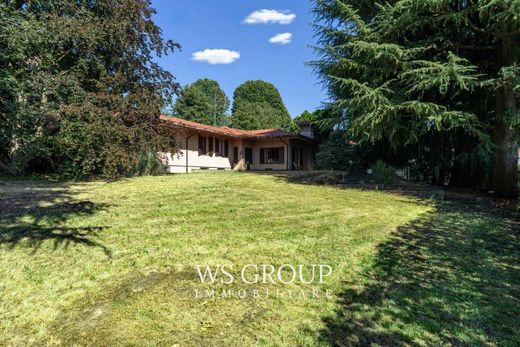 Villa in vendita Besana in Brianza
