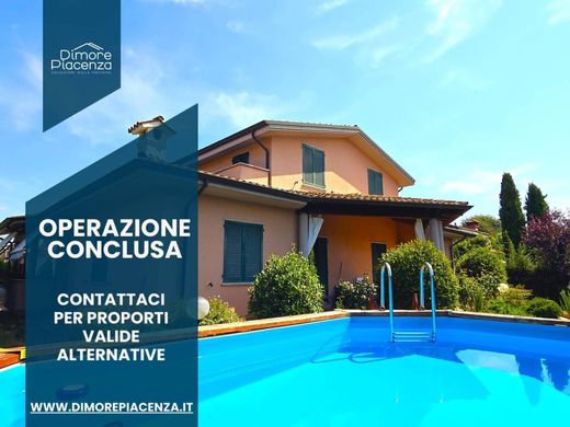 Villa in Rottofreno, Provincia di Piacenza