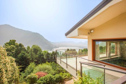 Villa in Como, Provincia di Como