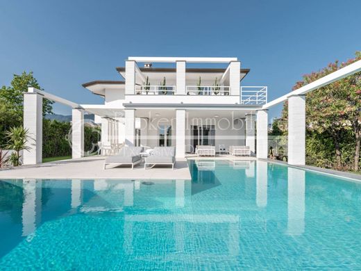 Вилла, Forte dei Marmi, Provincia di Lucca