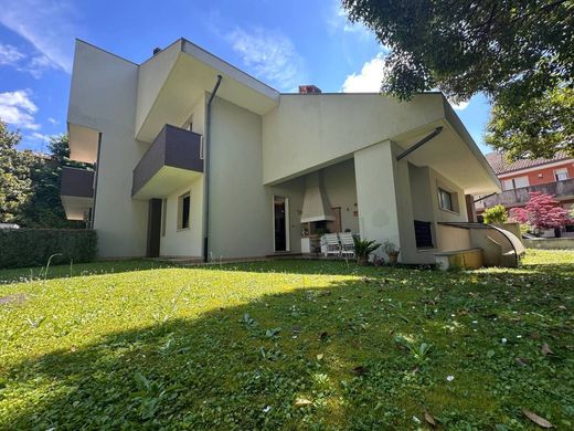 Casa de lujo en Udine, Friuli Venezia Giulia