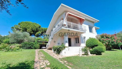 Villa in Bardolino, Provincia di Verona