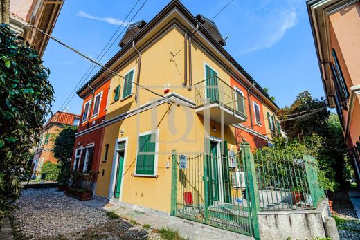 Terraced house in Milan, Lombardy