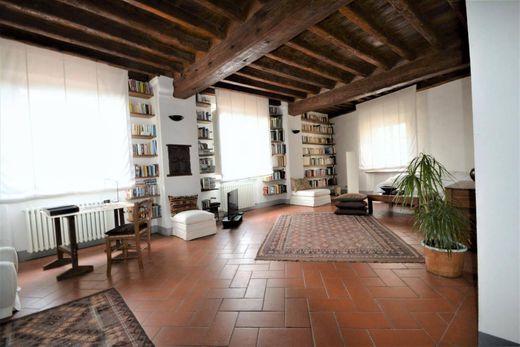 Διαμέρισμα σε Lucca, Provincia di Lucca