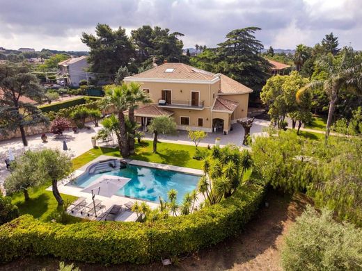 Villa à San Giovanni la Punta, Catane