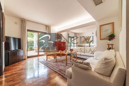 Appartement in Rome, Latium