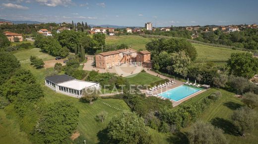 Casale a Foiano della Chiana, Arezzo
