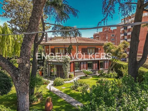 Villa in Guidonia Montecelio, Rome