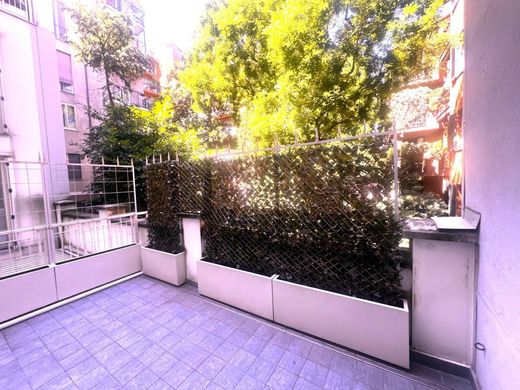 아파트 / 밀라노, Città metropolitana di Milano