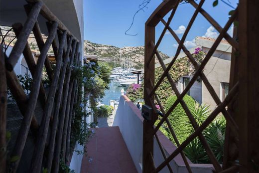 Apartament w Baja Sardinia, Provincia di Sassari