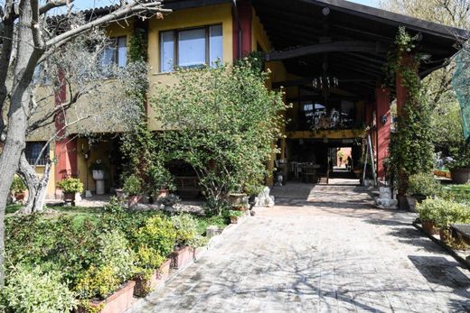 Casale a San Lazzaro di Savena, Bologna