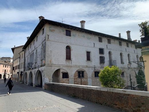 Κτίριο σε Portogruaro, Provincia di Venezia