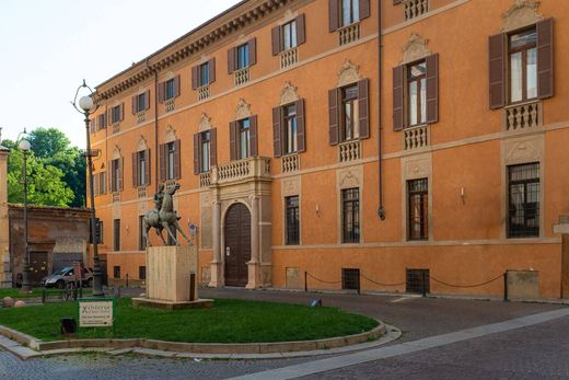 Edificio en Plasencia, Provincia di Piacenza