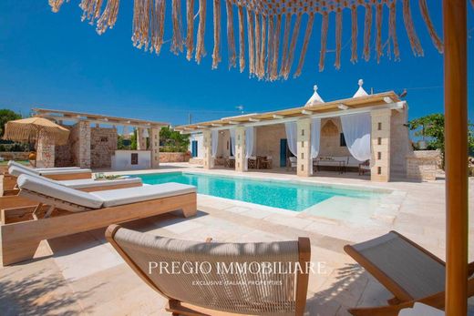 Kɪr evi Martina Franca, Taranto ilçesinde