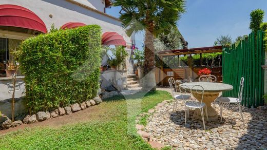 Apartment in Rome, Latium