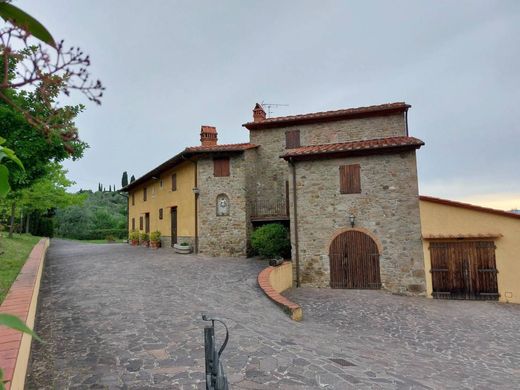 Country House in Carmignano, Provincia di Prato