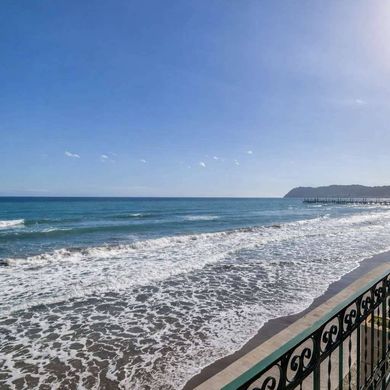 Appartement à Alassio, Savone