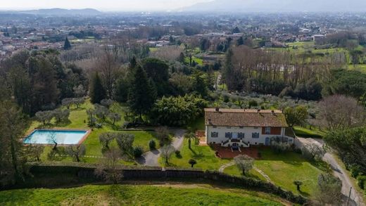 Willa w Capannori, Provincia di Lucca