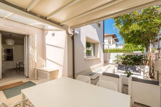 Luxe woning in Forte dei Marmi, Provincia di Lucca