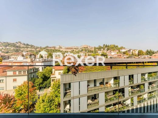Penthouse à Bergame, Provincia di Bergamo