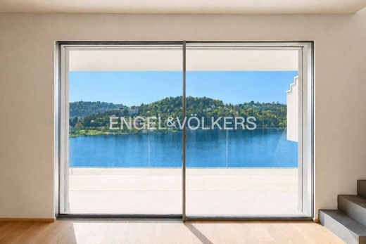 Appartement à Laveno-Mombello, Varèse