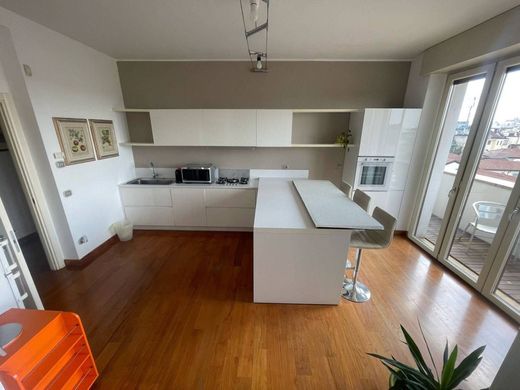 Appartamento a Milano, Lombardia