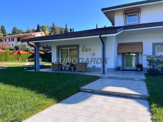 Villa in Negrar, Provincia di Verona