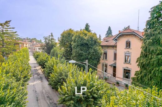 Villa en Gavirate, Provincia di Varese