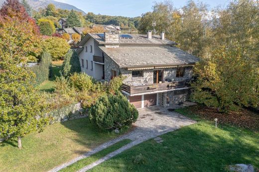 Villa in Tresivio, Provincia di Sondrio