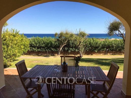 Villa in San Teodoro, Provincia di Sassari