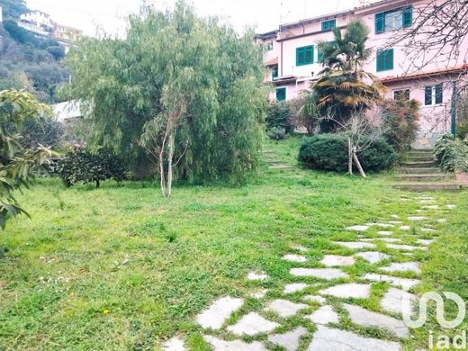 منزل ريفي ﻓﻲ Varazze, Provincia di Savona