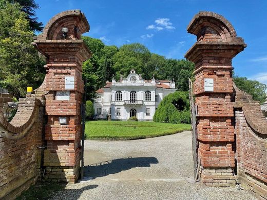 San Mauro Torinese, Torinoのヴィラ