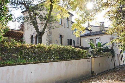 Villa a Lesignano de' Bagni, Parma