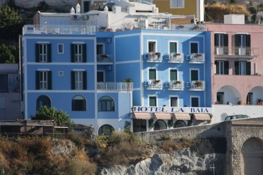 Appartamento a Ponza, Latina