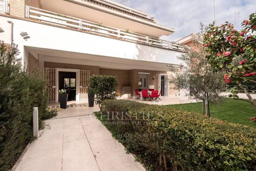 Villa in Rome, Latium