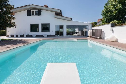 Villa a Monterotondo, Roma
