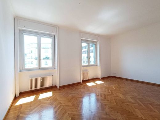 Γραφείο σε Μιλάνο, Città metropolitana di Milano
