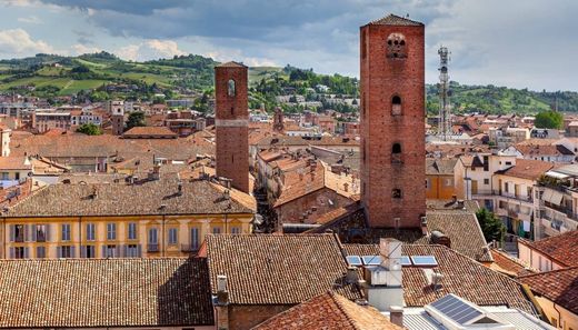 Piso / Apartamento en Alba, Provincia di Cuneo