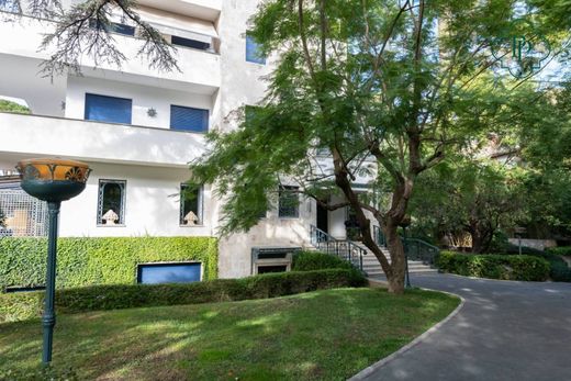 Apartment / Etagenwohnung in Rom, Latium
