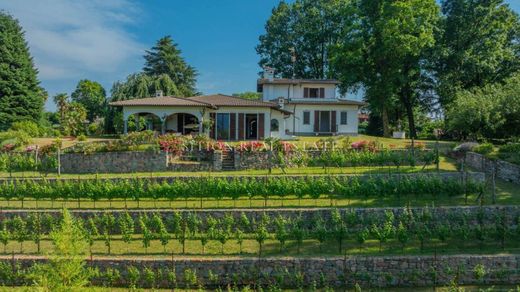 Villa in Galliate Lombardo, Provincia di Varese