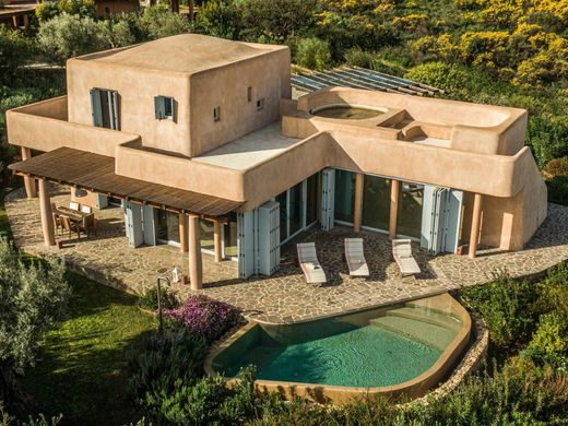 Villa Pula, Cagliari ilçesinde