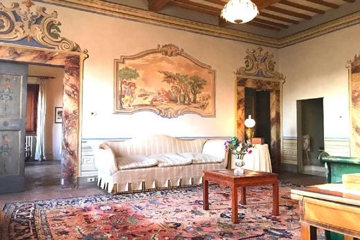 Country House in Fucecchio, Florence