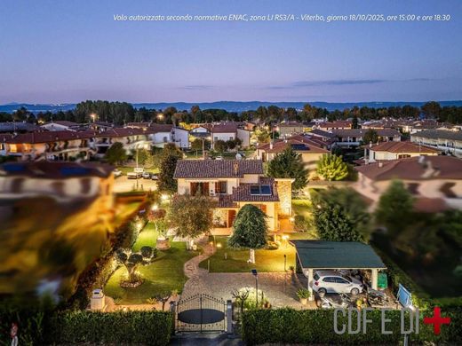 Villa - Capodimonte, Provincia di Viterbo