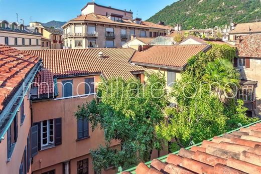 Penthouse in Como, Provincia di Como