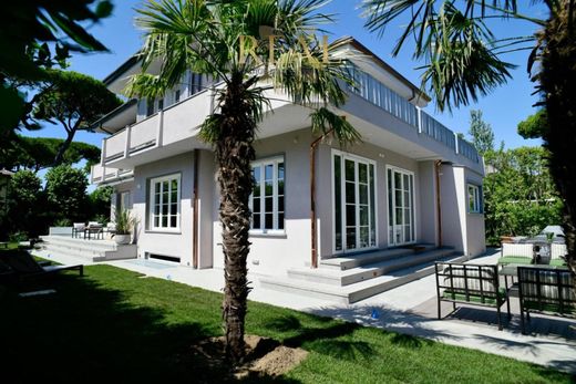 Villa in Forte dei Marmi, Provincia di Lucca