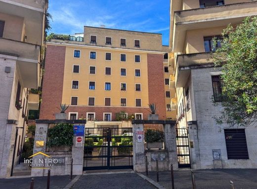 Офис, Рим, Lazio