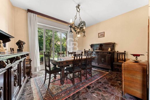 Villa Bernareggio, Monza e della Brianza ilçesinde