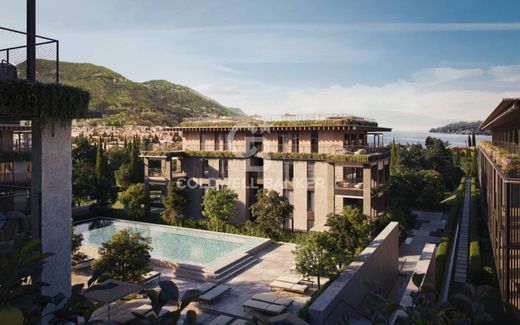 Appartamento a Salò, Brescia